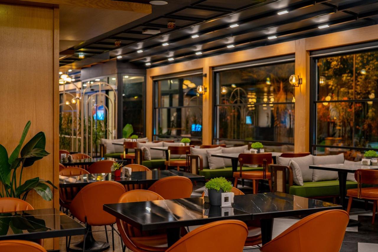 Perast Otel *